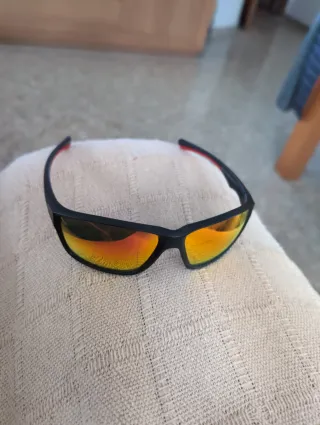 Gafas de sol Timberland negras y rojas