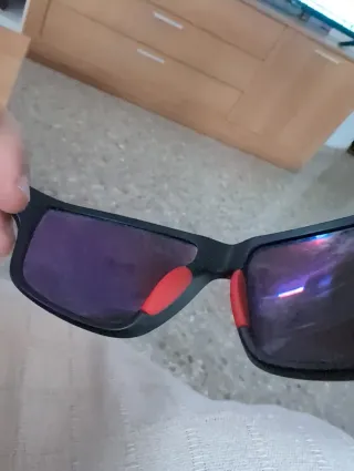 Gafas de sol Timberland negras y rojas