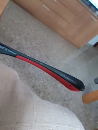 Gafas de sol Timberland negras y rojas