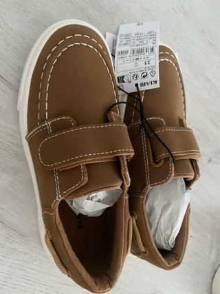 Zapatos Kiabi niño marrones talla 31