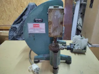 Máquina de picar con pedal