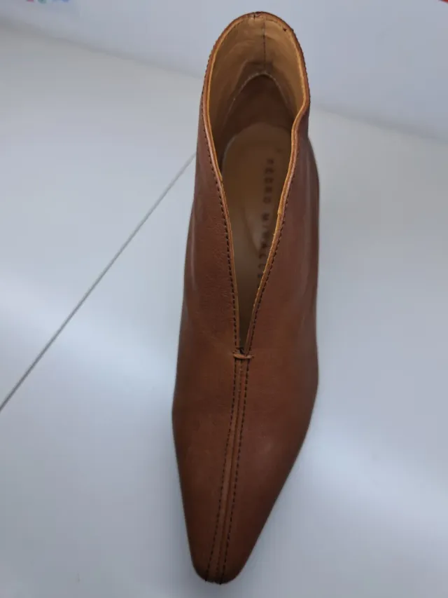 Botines tacón piel marrón