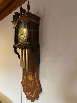 Reloj de Pared de Madera con Péndulo