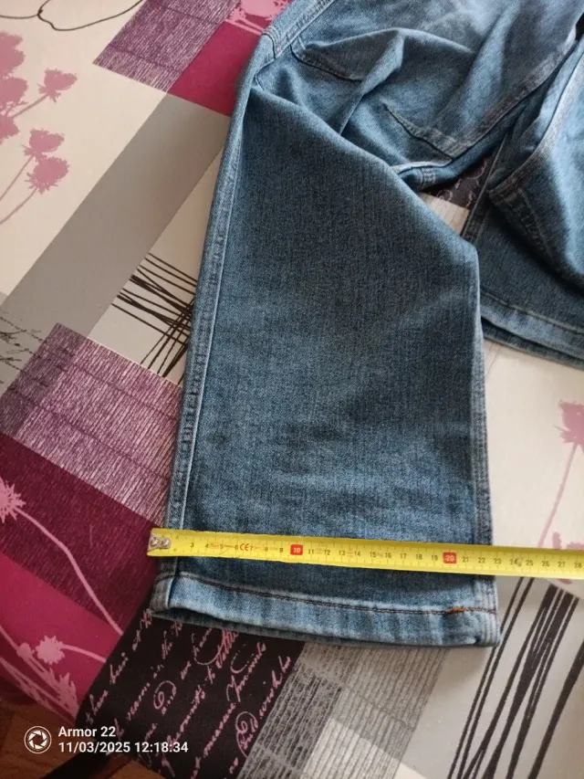 Pantalón tejano Cofra