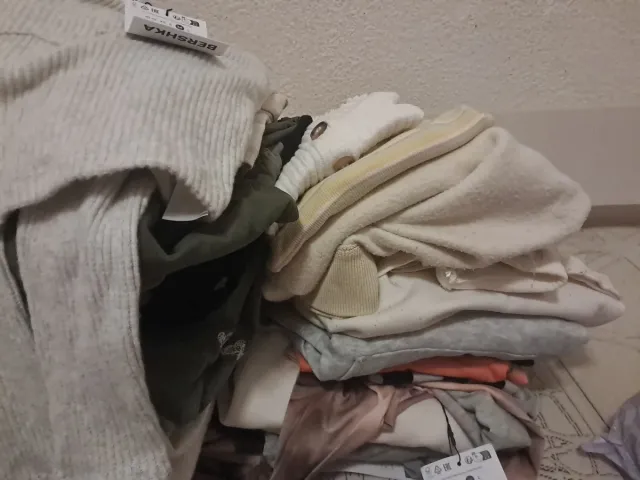 Lote Ropa Niña y joven varias con etiqueta,