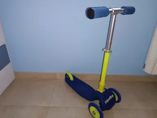 Patinete infantil 3 ruedas azul y amarillo