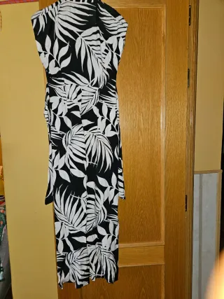 Vestido estampado hojas