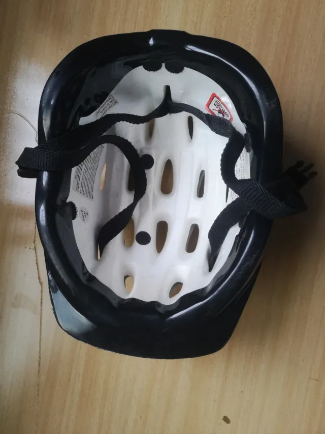 Casco bici infantil Ben 10