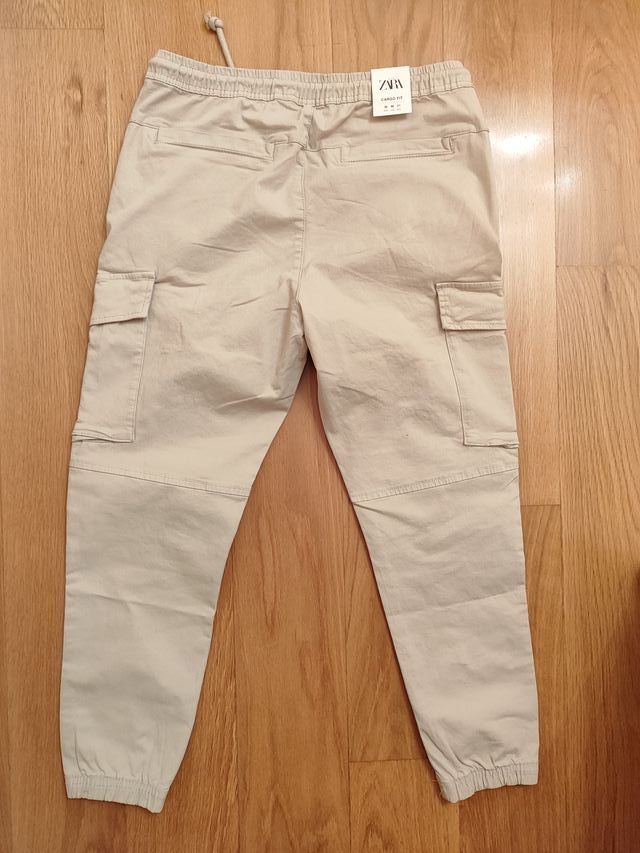 pantalon cargo Zara