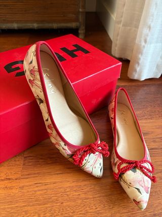 Bailarinas Beige y Rojas Talla 38