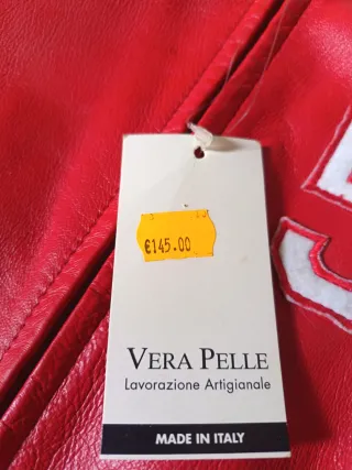 Giubbotto in pelle rosso e bianco