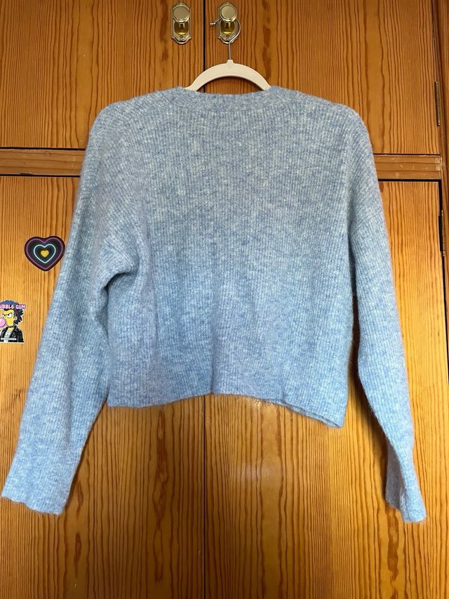 Jersey Bershka botones azul claro