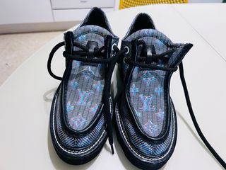 Zapatos Louis Vuitton Grises y Multicolor