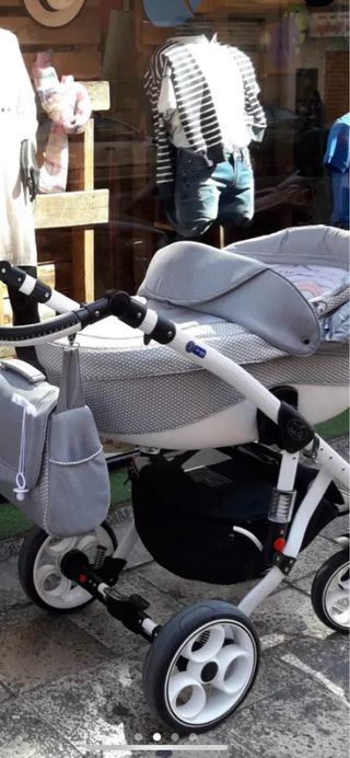 Carrito bebé mundibebe, capazo, silla y maxicosis