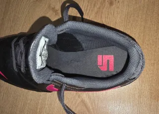 Zapatillas Nike Negras y Rosas