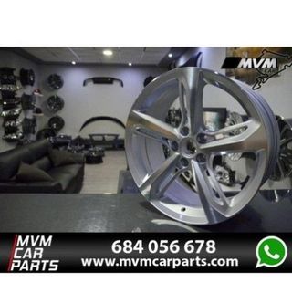 Juego de 4 Llantas 18 RS7 Plata AU026