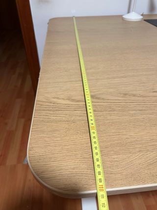 Escritorio de madera