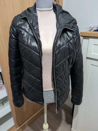 Abrigo negro talla 40