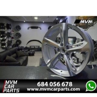 Juego de 4 Llantas 18 RS7 Plata AU026