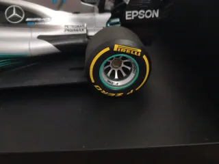 Modellino F1 Minichamps Valtteri Bottas 2017 1/18