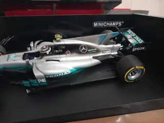 Modellino F1 Minichamps Valtteri Bottas 2017 1/18