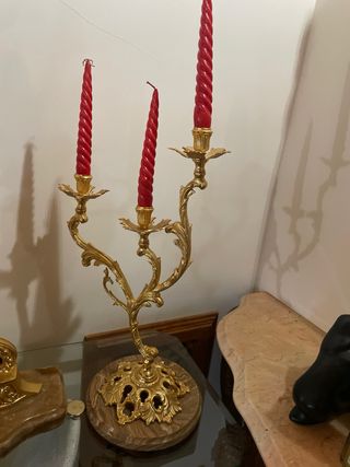 Conjunto Reloj y Candelabros Dorados