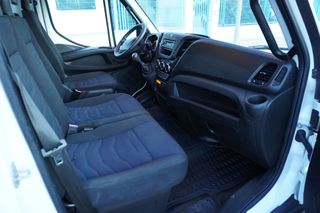 IVECO DAILY 72-180 CV PUERTA ELEVADORA