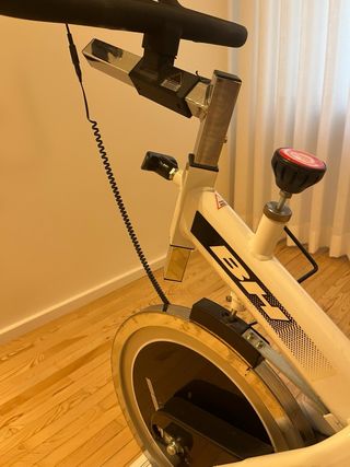 Bicicleta Estática BH SB2.2 en muy buen estado.