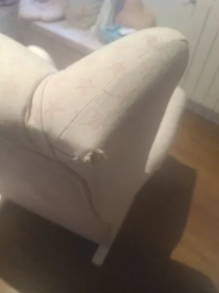 Sillón de lactancia rosa con estrellas