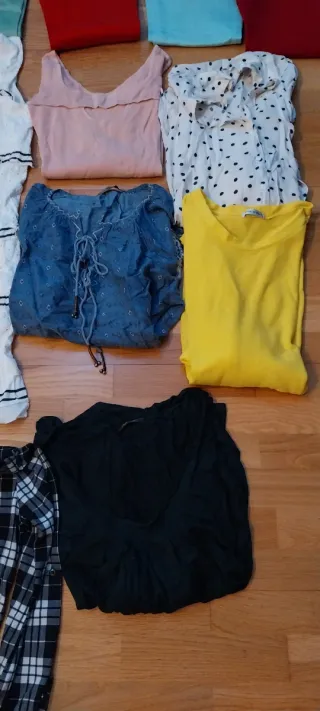 Lote 26 prendas de ropa