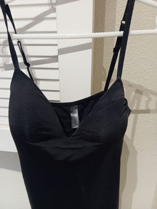 Camiseta tirantes negra Primark Talla M