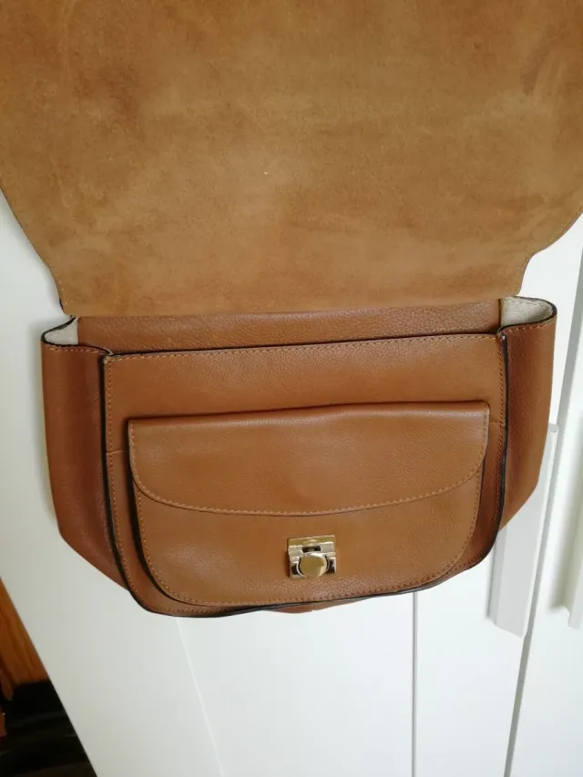 Bolso piel Massimo Dutti marrón