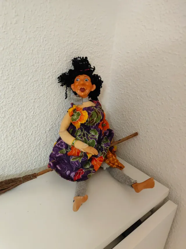 Vecchia bambola in tessuto 19 cm