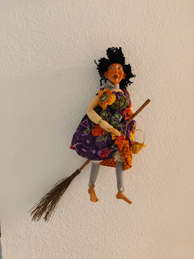 Vecchia bambola in tessuto 19 cm