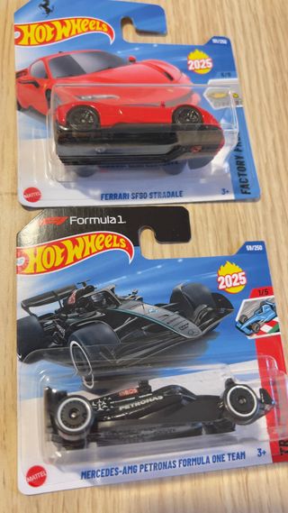 Hot Wheels Ferrari SF90 Stradale e Formula 1