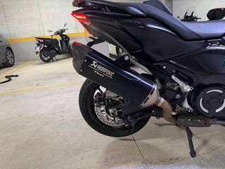 Yamaha TMAX Negra 2022