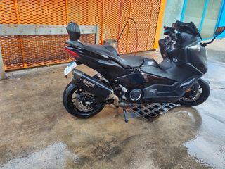 Yamaha TMAX Negra 2022