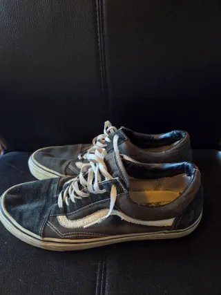 Zapatillas Vans Old Skool Negras y Blancas