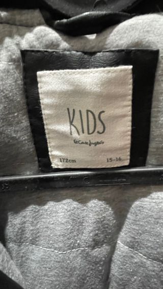 Cazadora efecto piel con capucha, Talla 15-16