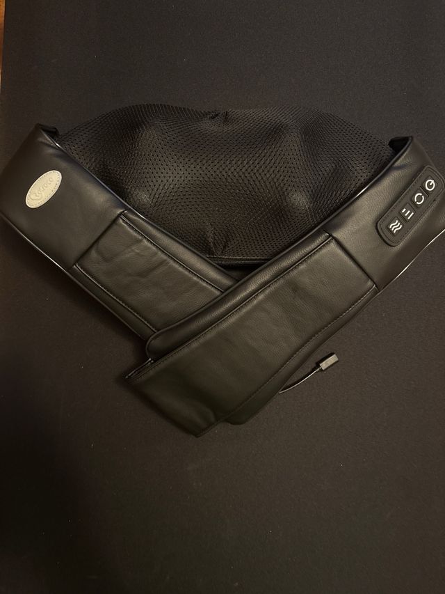 Masajeador Cuello Hombros Shiatsu 3D