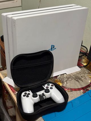 Ps4 Pro Blanco + Mando