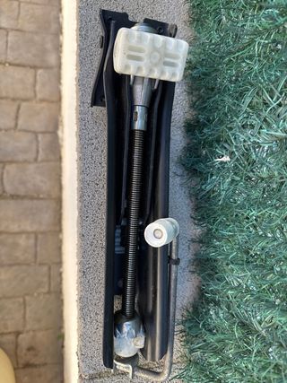 Gato Mercedes A203 583 04 15