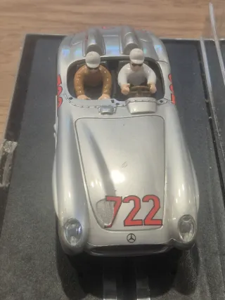 Scalextric Mercedes 300 SLR