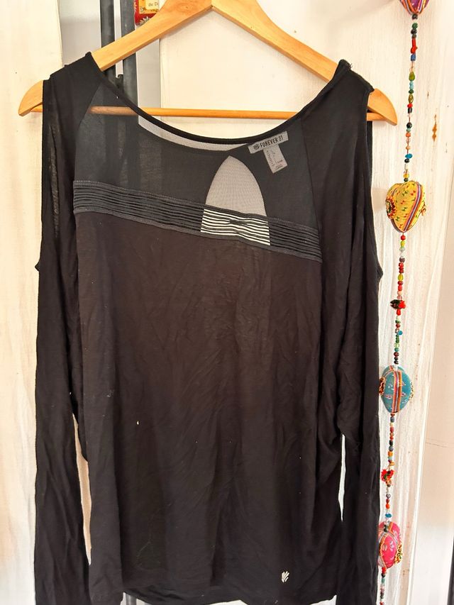 Jersey Forever 21 Negro Talla S