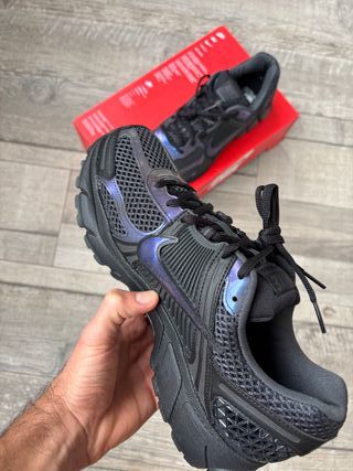 Nike Zoom Vomero 5 Talla 42.5