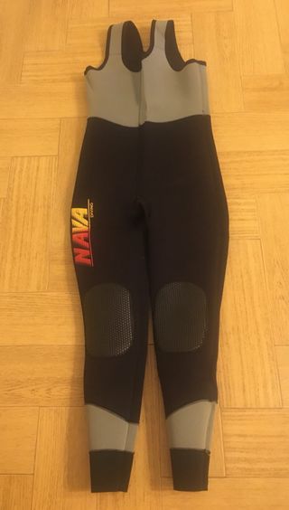Traje de neopreno para submarinismo