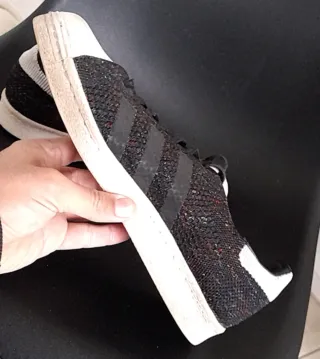 Zapatillas Adidas Superstar negras multicolor