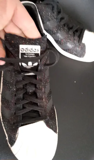 Zapatillas Adidas Superstar negras multicolor