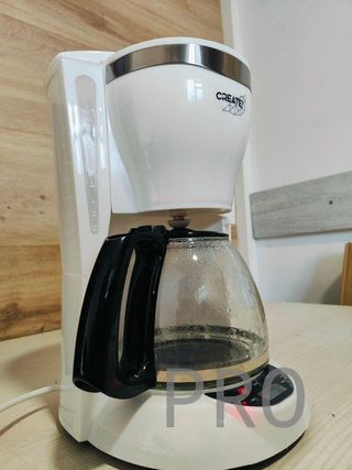 Cafetera con temporizador digital - Kalorik