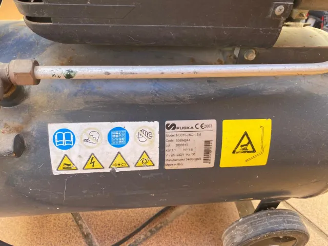 Compresor de aire LT 25 1.5 HP